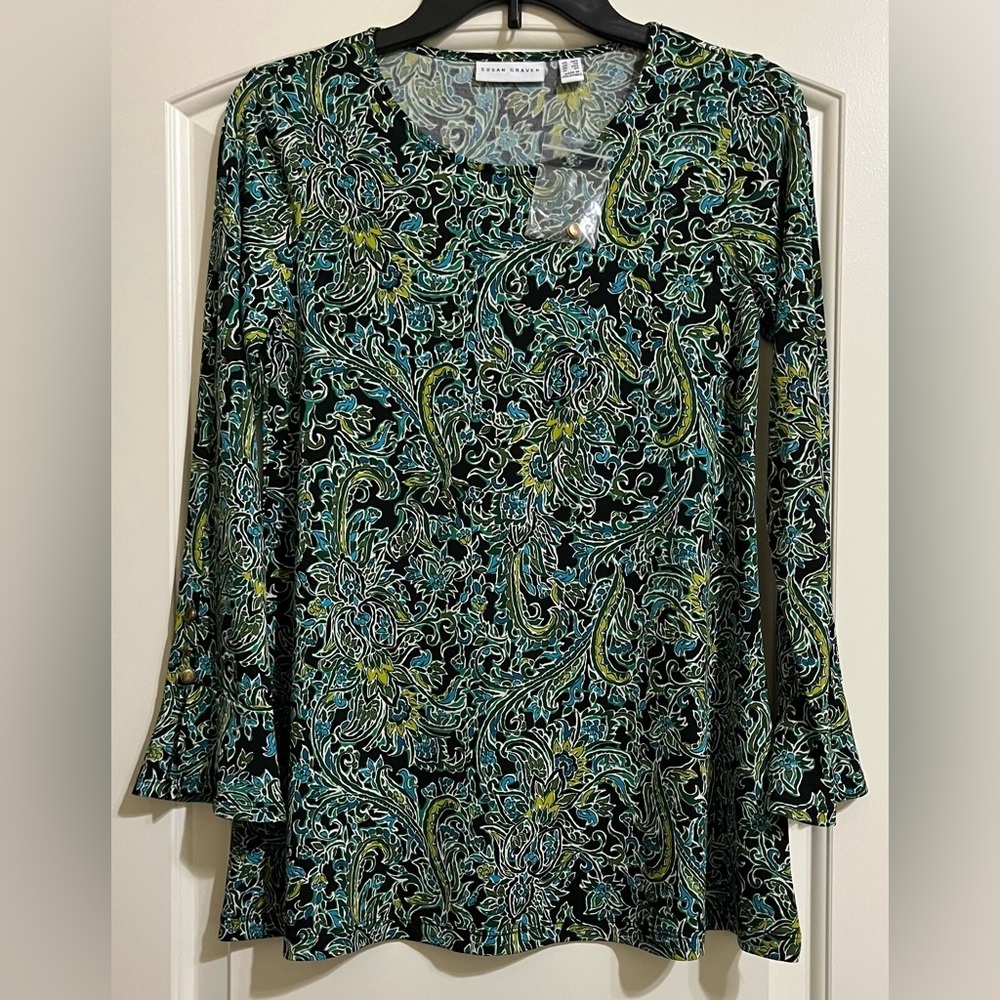 NWOT Susan Graver Green Multicolor Paisley Blouse Top Accent Button Sleeves XXS - Picture 1 of 5